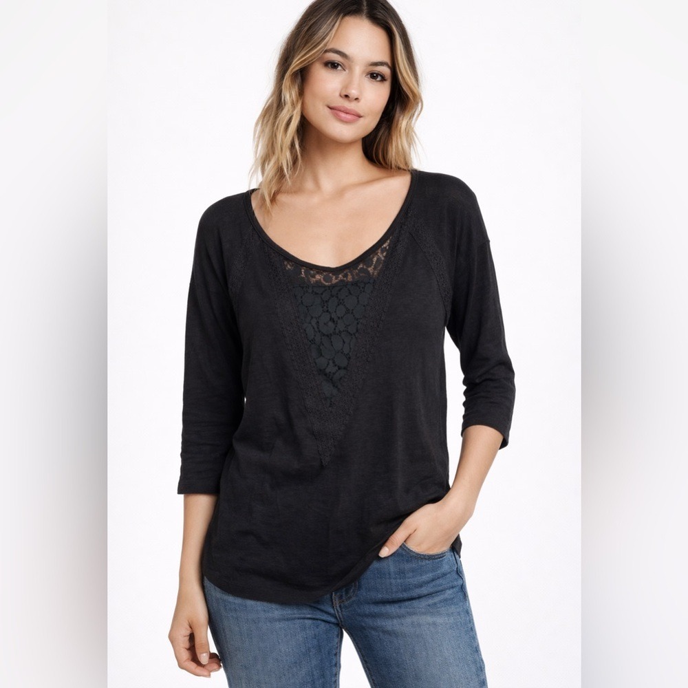 LC Lauren Conrad Black Lace Inset 3/4‎ Sleeve V Neck T Shirt Top Women's